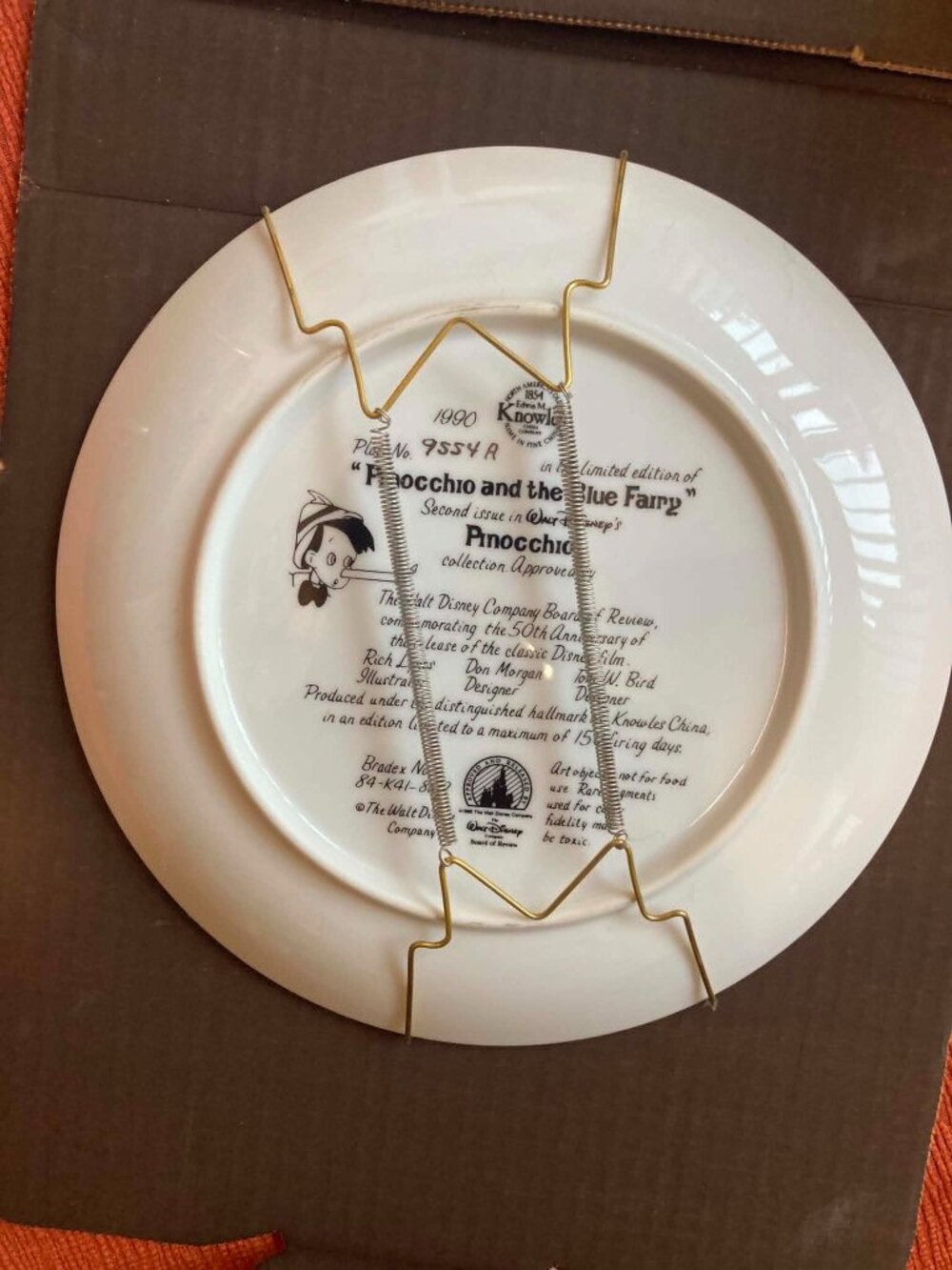 Brand New Edwin M Knowles "Pinocchio and the Blue Fairy" Collector's Plate w/COA - Picture 4 of 6